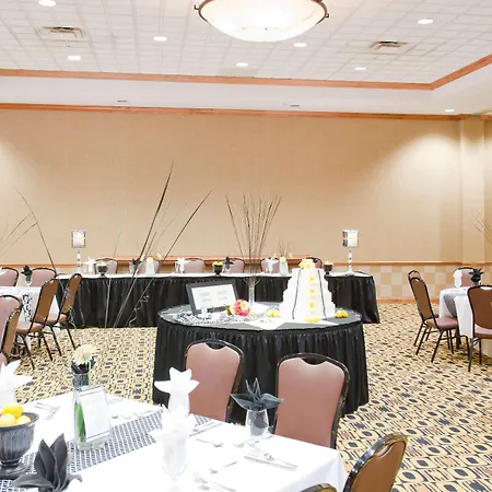 Hampton Inn & Suites Columbia At The University Of Missouri-2