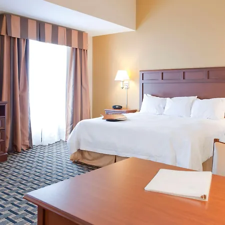 Hampton Inn & Suites Columbia At The University Of Missouri-3