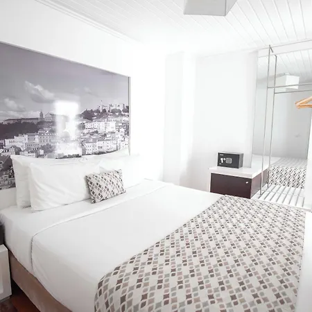 Grande Pensao Residencial Alcobia-2