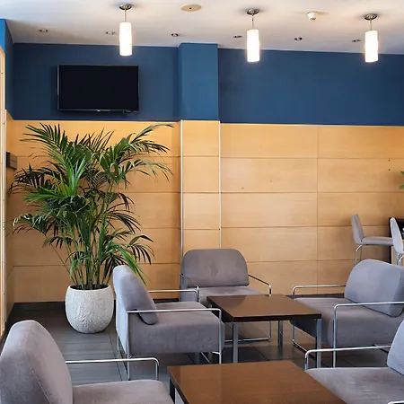 Holiday Inn Express Malaga Airport By Ihg-2