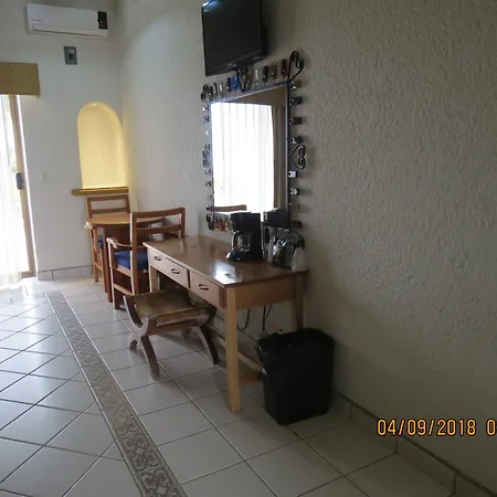 Hotel Mision Santa Maria-3