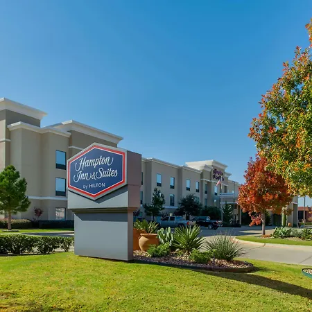 Hampton Inn & Suites Fort Worth-Fossil Creek-2
