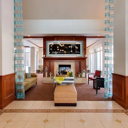 Hilton Garden Inn Naperville/Warrenville-3