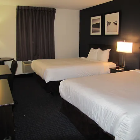 Super 8 By Wyndham Lachenaie/Terrebonne-2