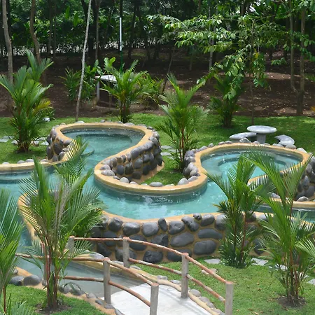 Volcano Lodge, Hotel & Thermal Experience-3
