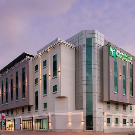 Holiday Inn Express Dubai Safa Park By Ihg-3