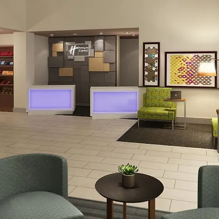 Holiday Inn Express Mccomb By Ihg-3