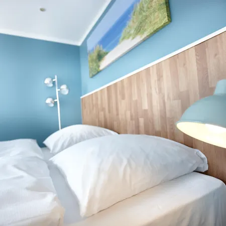 Hotel Liegeplatz 13 Kiel By Premiere Classe-2