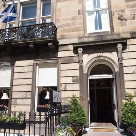 Thistle Hotel-3