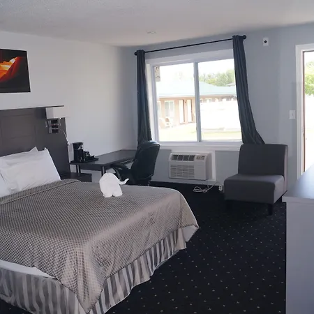 Howard Johnson By Wyndham Gananoque-3