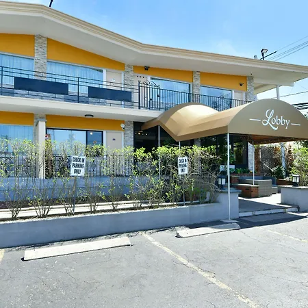 The Freeport Inn And Marina-3