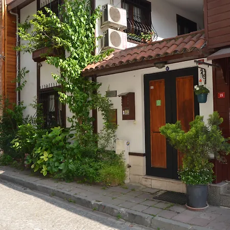 Villa Sphendone Suites Istanbul-3