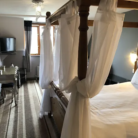 The Airman Hotel-3