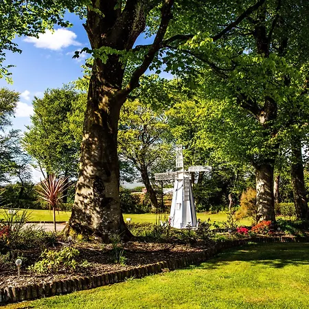 Groarty House/Manor-2
