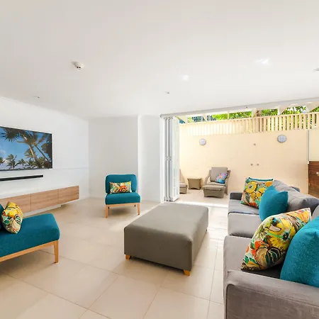 Netanya Noosa Beachfront Resort-3