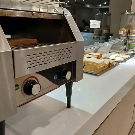 Yomi Hotel - Shuanglian Mrt-2