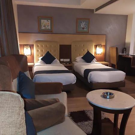 Hotel Silicrest-3