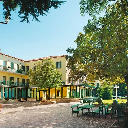 Park Hotel Jolanda-3