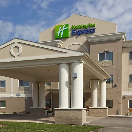 Holiday Inn Express Devils Lake By Ihg-2