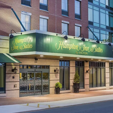 Hampton Inn & Suites Little Rock-Downtown-3