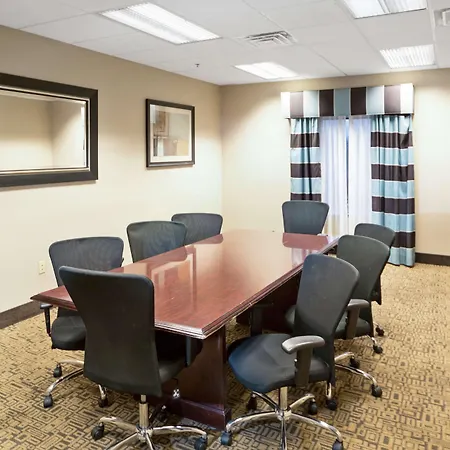 Hampton Inn Wilson Downtown-3