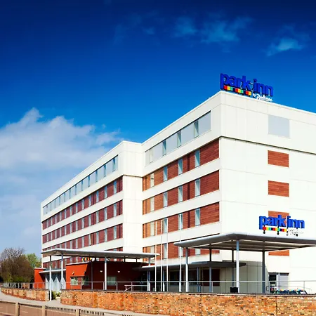 Park Inn By Radisson Peterborough-3