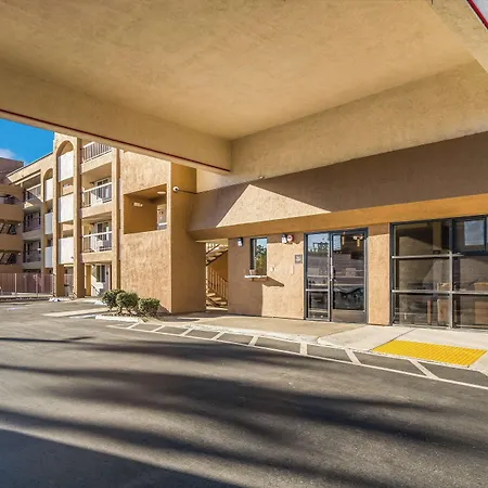 Days Inn By Wyndham Chula Vista-San Diego-2