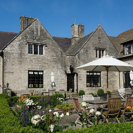 Mortons Manor-2