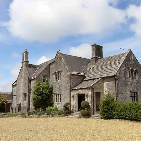 Mortons Manor-3