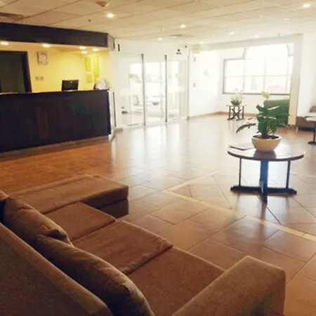 Microtel Inn And Suites By Wyndham Toluca-2