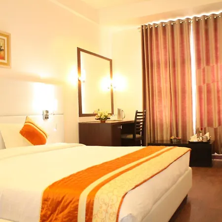 Oyo 2037 Hotel Manor-2