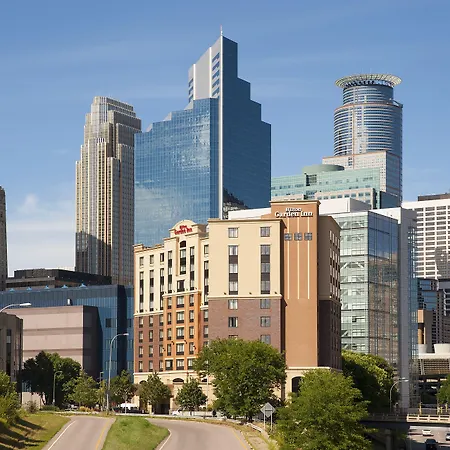 Hilton Garden Inn Minneapolis Downtown-3