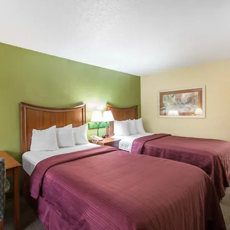 Quality Inn Merchants Drive-2
