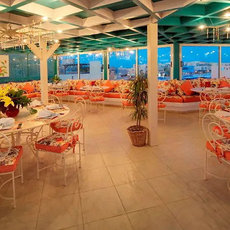 Turtle'S Inn Hotel-2