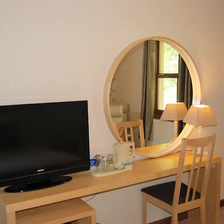 Kingswood Hotel-3