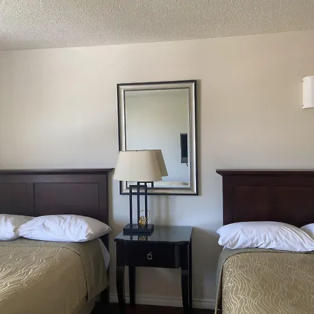 Caravan Inn-3