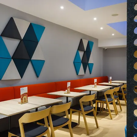Holiday Inn Express London - Watford Junction By Ihg-3