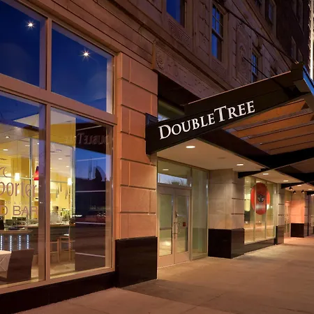Doubletree Suites By Hilton Hotel Detroit Downtown - Fort Shelby-3