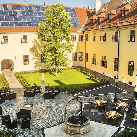 Hotel Klastrom-3