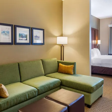 Comfort Suites Lancaster Amish Country-2