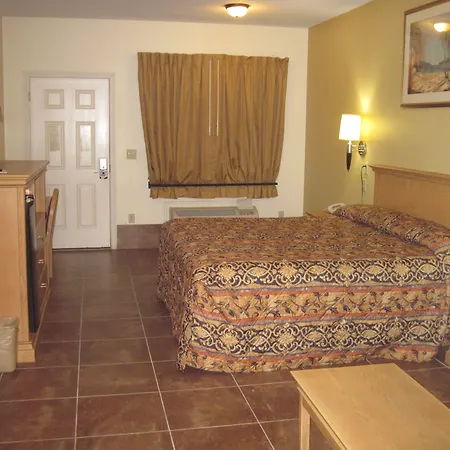 Texas Inn - Welasco/Mercedes-2