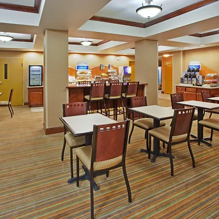 Holiday Inn Express Hotel & Suites Willows By Ihg-3