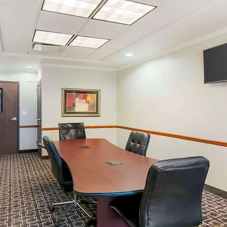Best Western Plus Olathe Hotel-3