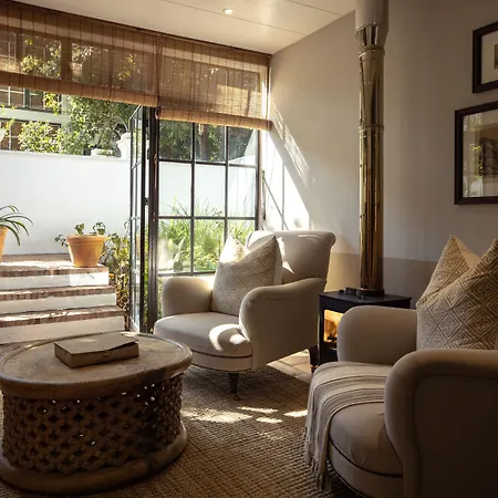 Akademie Street Boutique Hotel-3