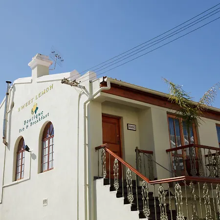 Sweet Lemon Boutique Bed & Breakfast-3