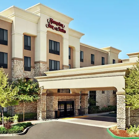 Hampton Inn & Suites West Sacramento-2