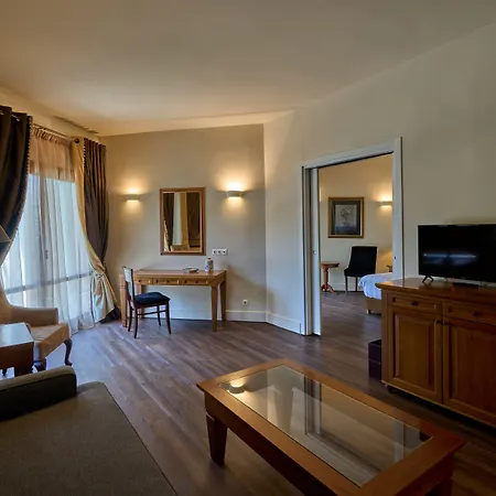 Xenia Palace Portaria-2
