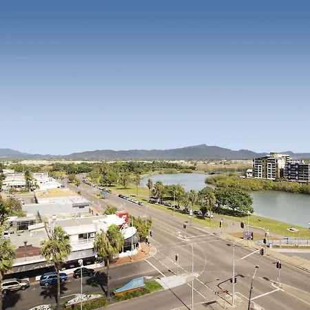 Oaks Townsville Gateway Suites-3