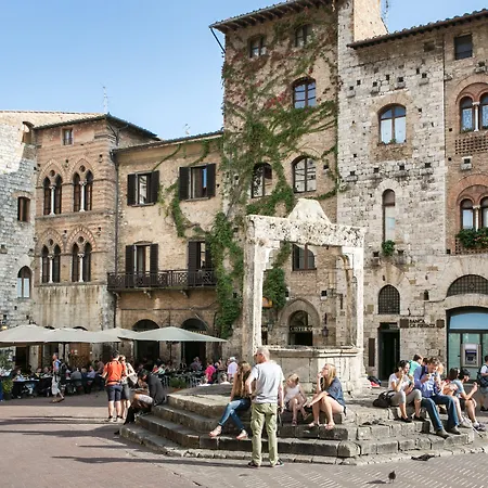 Hotel La Cisterna-2