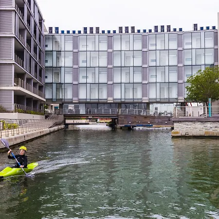 Aha Harbour Bridge Hotel & Suites-2